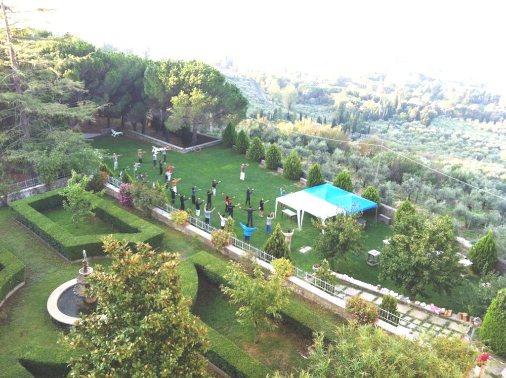 Hotel Oasi Neumann كورتونا المظهر الخارجي الصورة