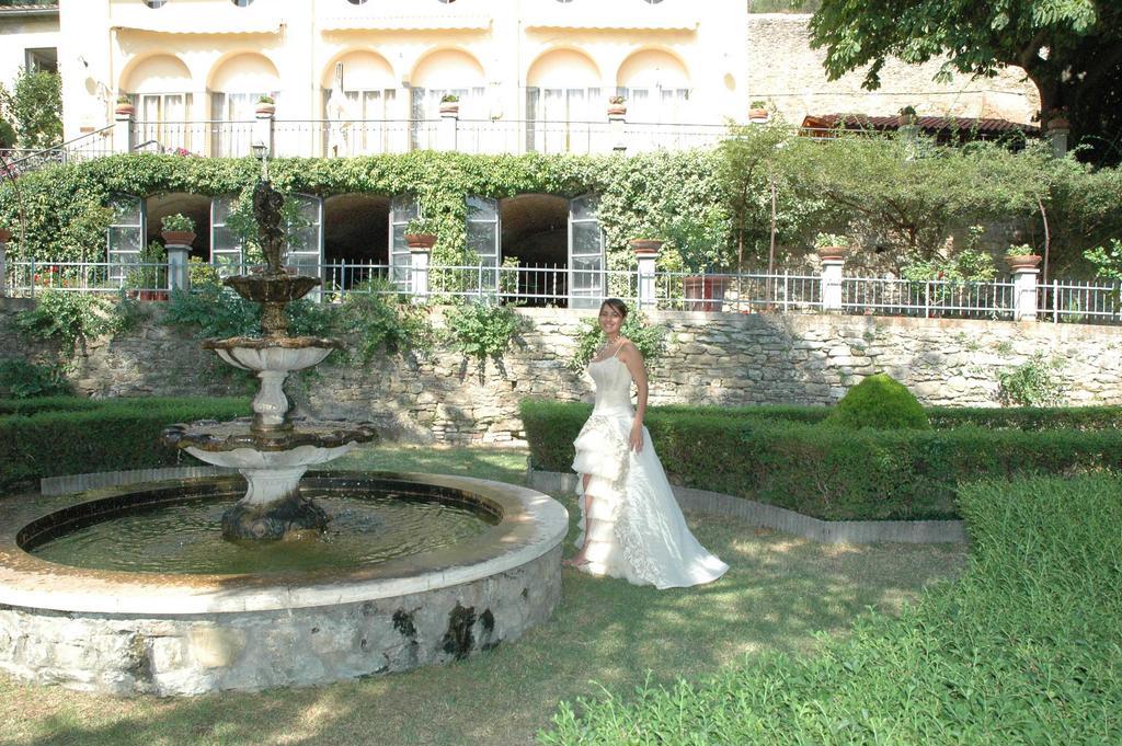Hotel Oasi Neumann كورتونا المظهر الخارجي الصورة